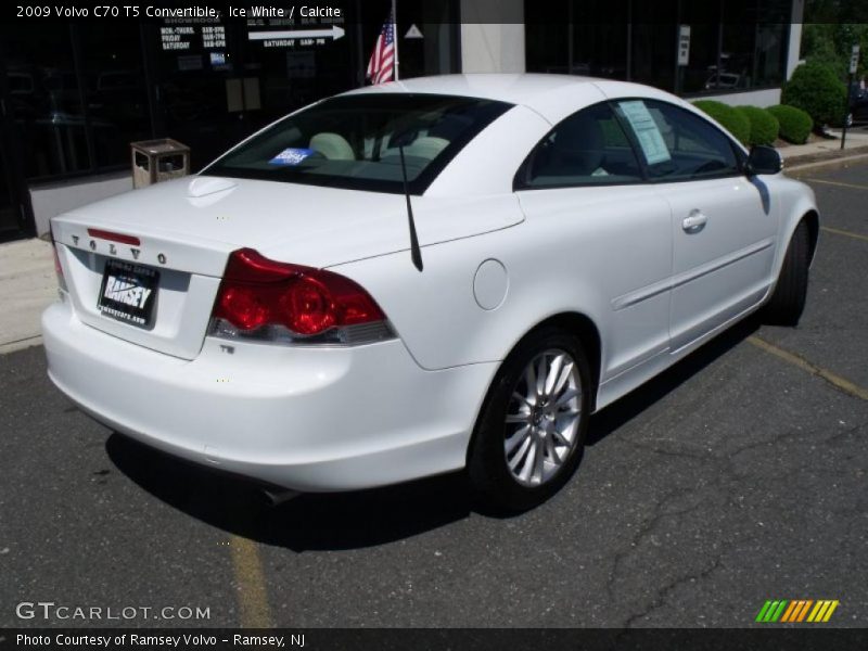 Ice White / Calcite 2009 Volvo C70 T5 Convertible