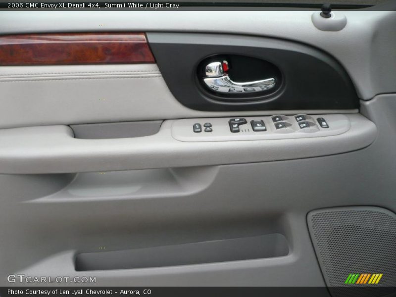 Summit White / Light Gray 2006 GMC Envoy XL Denali 4x4