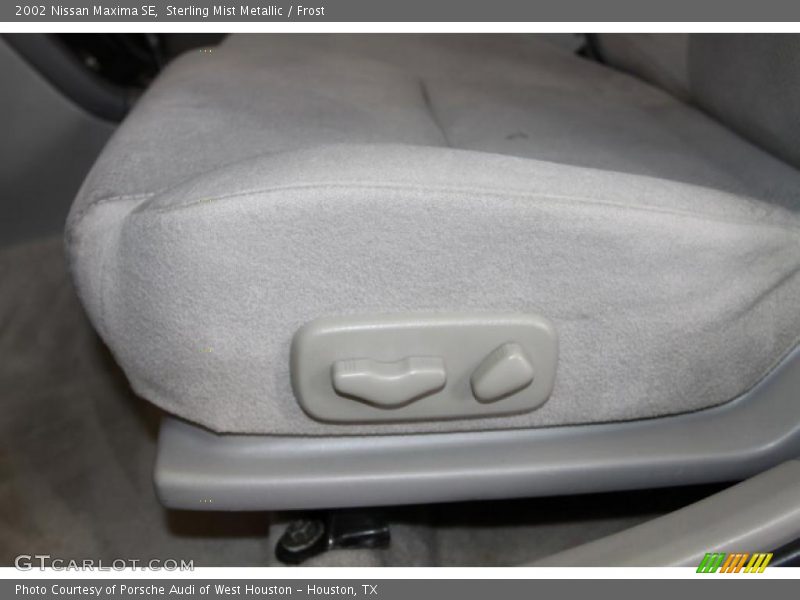 Sterling Mist Metallic / Frost 2002 Nissan Maxima SE