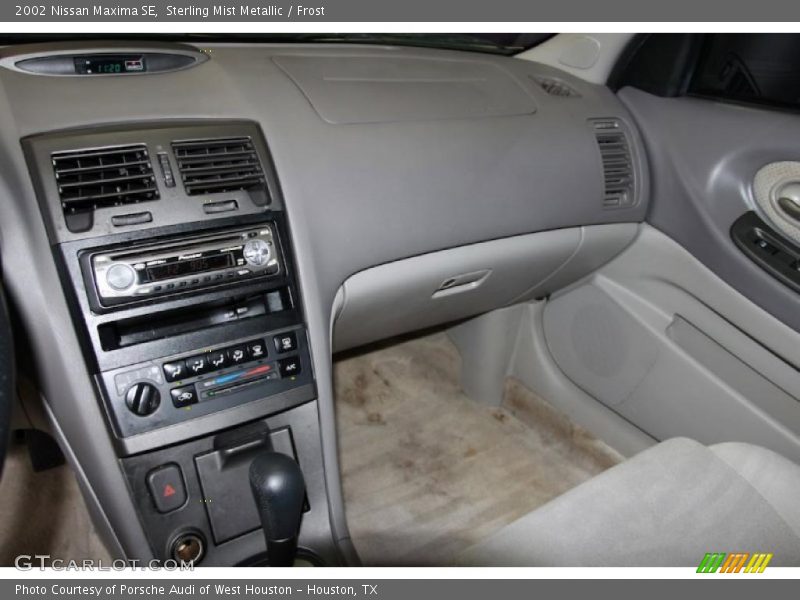 Sterling Mist Metallic / Frost 2002 Nissan Maxima SE