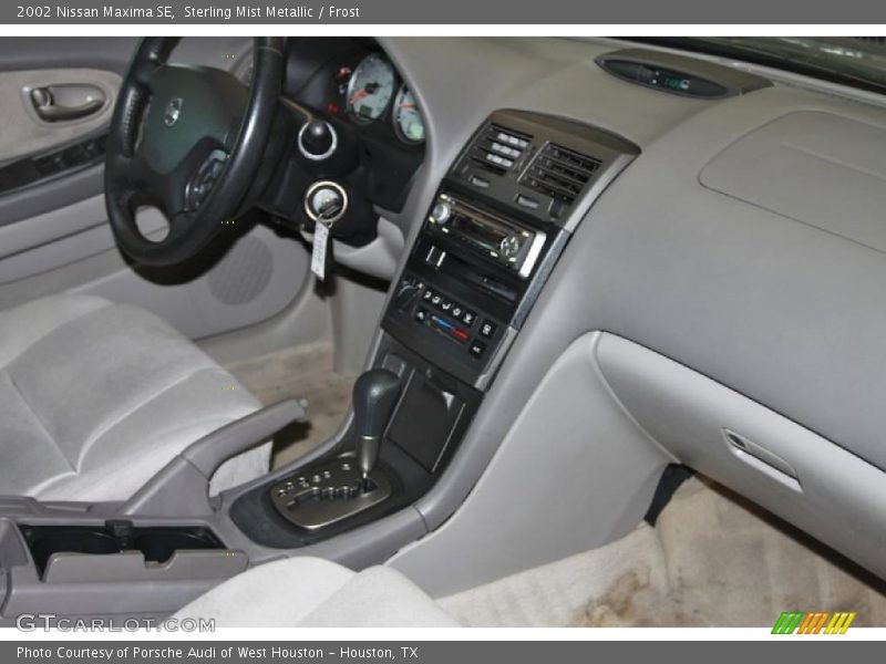Sterling Mist Metallic / Frost 2002 Nissan Maxima SE