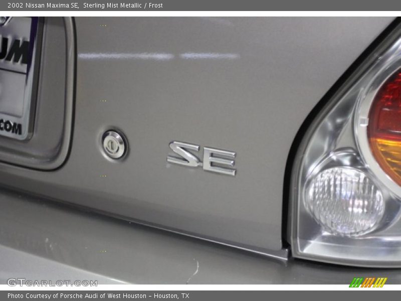 Sterling Mist Metallic / Frost 2002 Nissan Maxima SE