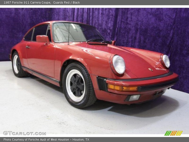 Front 3/4 View of 1987 911 Carrera Coupe