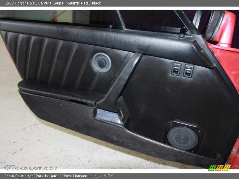 Door Panel of 1987 911 Carrera Coupe