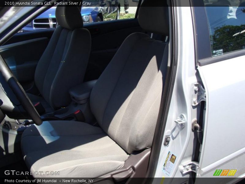 Radiant Silver / Gray 2010 Hyundai Sonata GLS