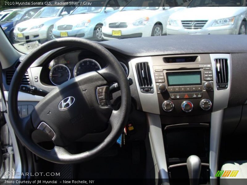 Radiant Silver / Gray 2010 Hyundai Sonata GLS