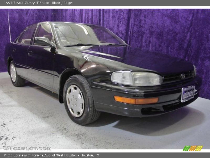 Black / Beige 1994 Toyota Camry LE Sedan