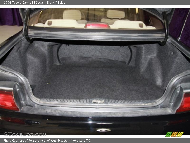 Black / Beige 1994 Toyota Camry LE Sedan