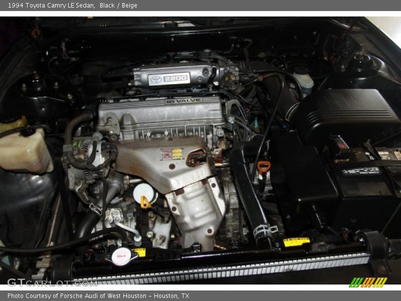 Black / Beige 1994 Toyota Camry LE Sedan