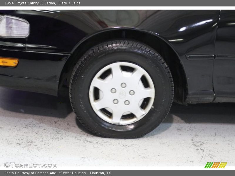 Black / Beige 1994 Toyota Camry LE Sedan