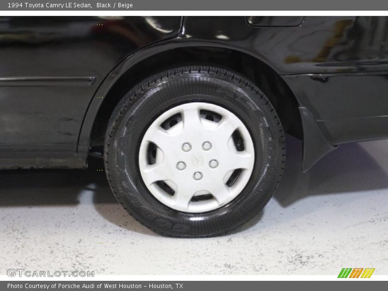 Black / Beige 1994 Toyota Camry LE Sedan
