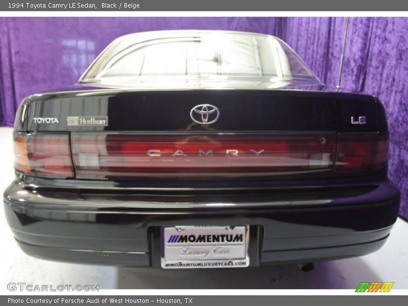 Black / Beige 1994 Toyota Camry LE Sedan