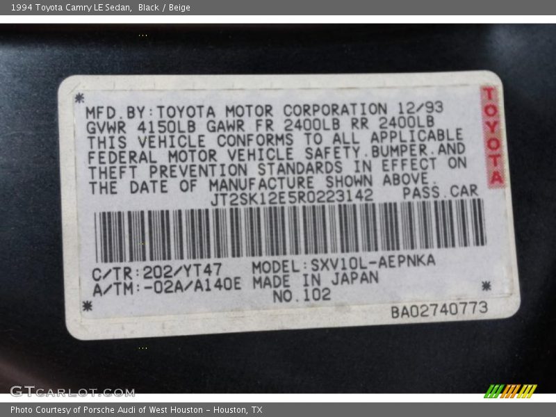 Black / Beige 1994 Toyota Camry LE Sedan