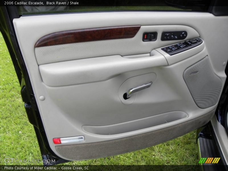 Black Raven / Shale 2006 Cadillac Escalade