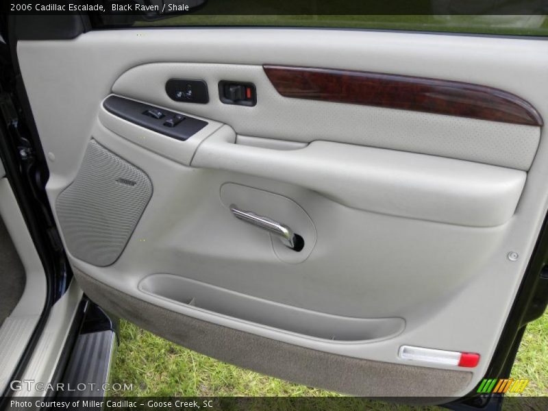 Black Raven / Shale 2006 Cadillac Escalade
