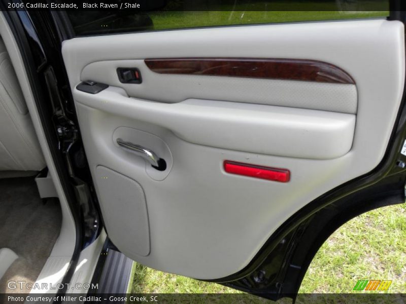 Black Raven / Shale 2006 Cadillac Escalade