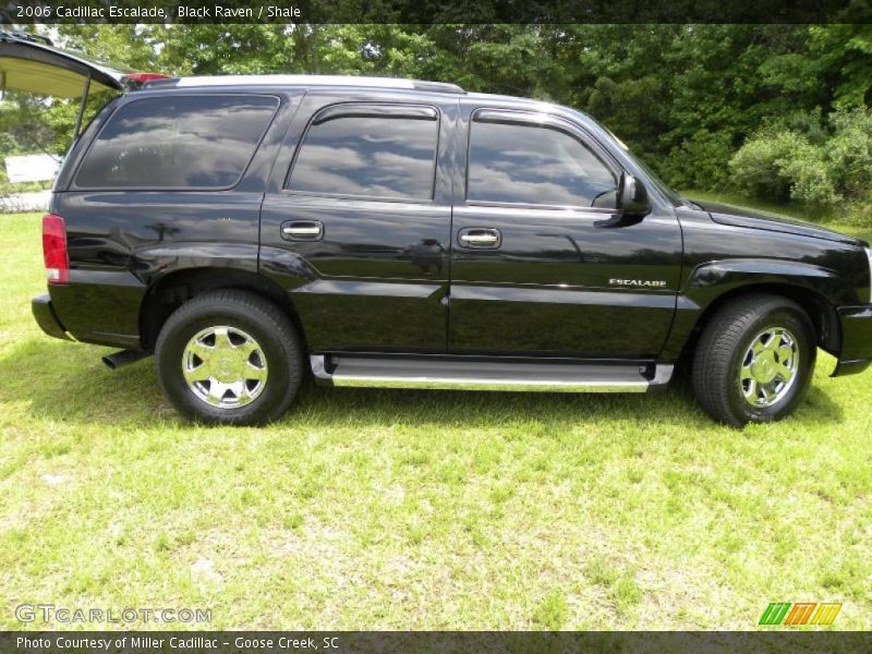 Black Raven / Shale 2006 Cadillac Escalade