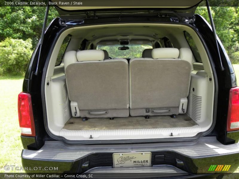 Black Raven / Shale 2006 Cadillac Escalade