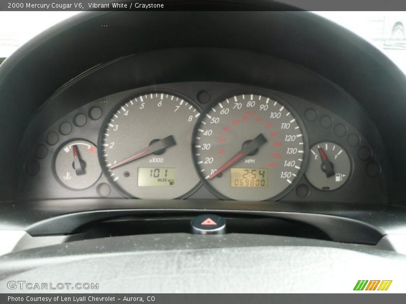 Vibrant White / Graystone 2000 Mercury Cougar V6