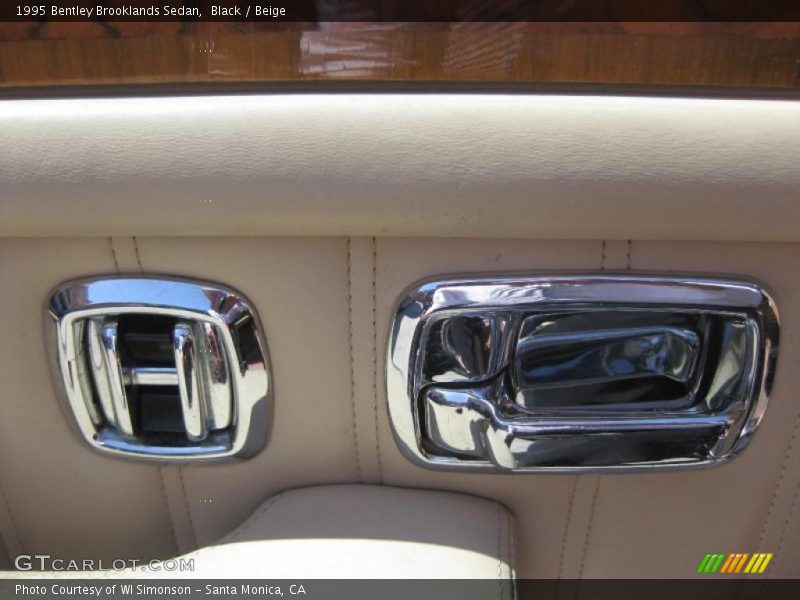 Black / Beige 1995 Bentley Brooklands Sedan