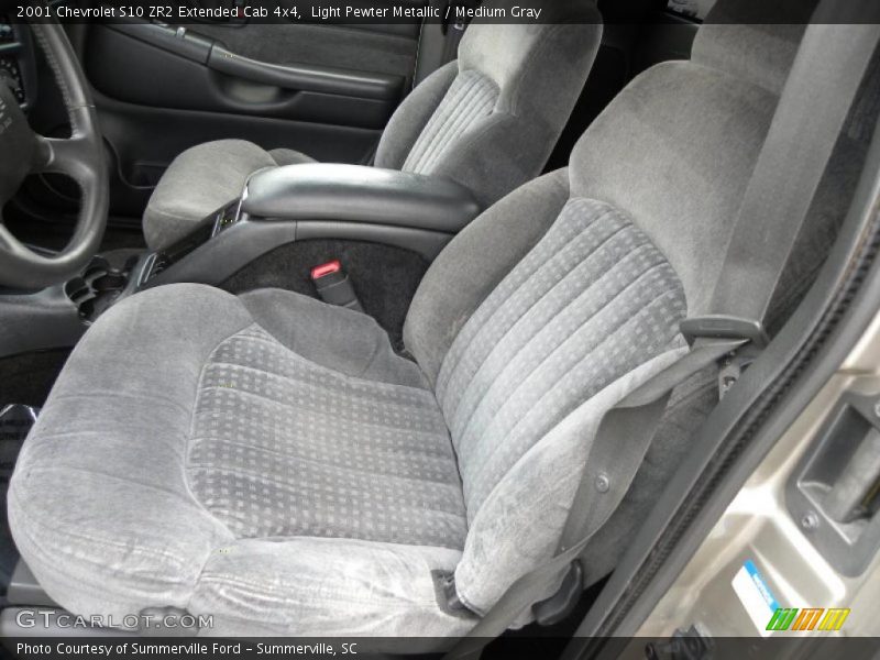 Light Pewter Metallic / Medium Gray 2001 Chevrolet S10 ZR2 Extended Cab 4x4