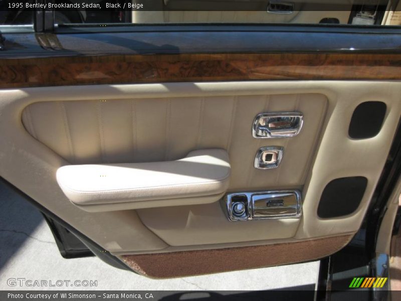 Black / Beige 1995 Bentley Brooklands Sedan