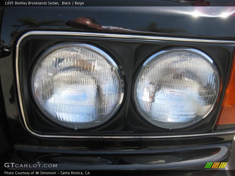 Black / Beige 1995 Bentley Brooklands Sedan