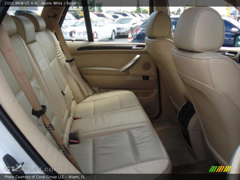 Alpine White / Beige 2001 BMW X5 4.4i