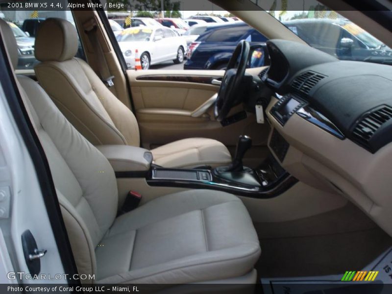 Alpine White / Beige 2001 BMW X5 4.4i