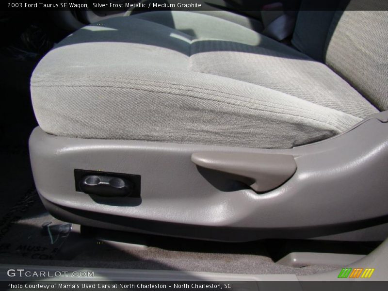 Silver Frost Metallic / Medium Graphite 2003 Ford Taurus SE Wagon