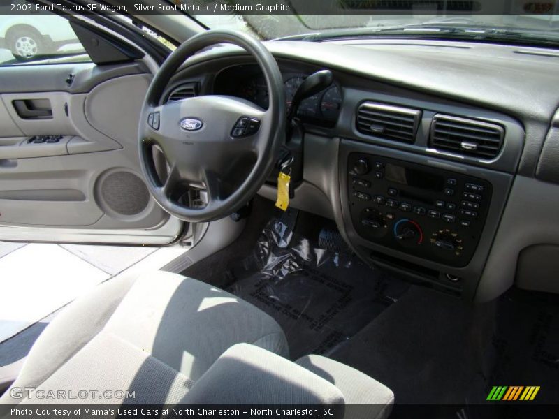 Silver Frost Metallic / Medium Graphite 2003 Ford Taurus SE Wagon
