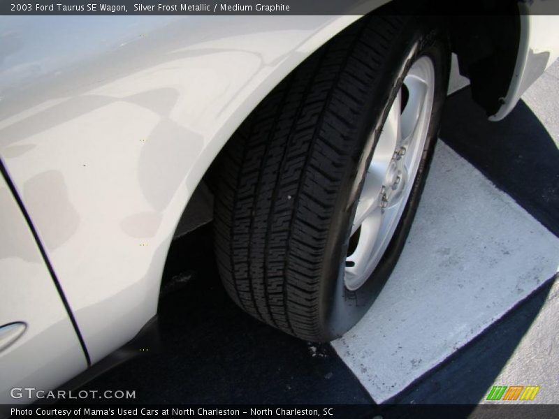 Silver Frost Metallic / Medium Graphite 2003 Ford Taurus SE Wagon