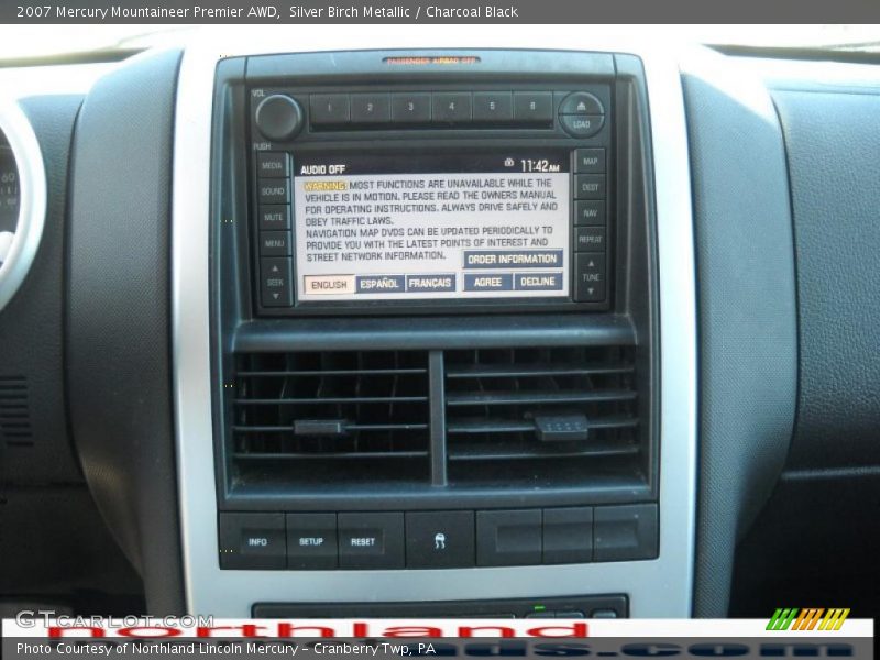 Silver Birch Metallic / Charcoal Black 2007 Mercury Mountaineer Premier AWD