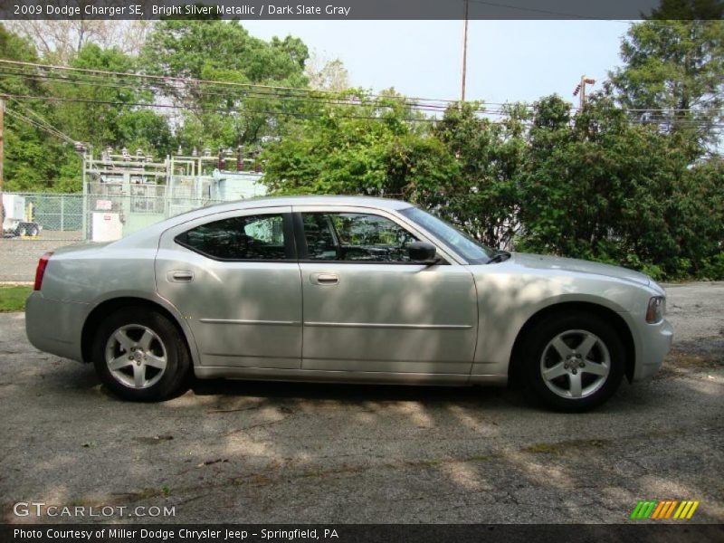 Bright Silver Metallic / Dark Slate Gray 2009 Dodge Charger SE