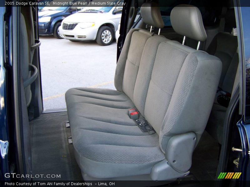 Midnight Blue Pearl / Medium Slate Gray 2005 Dodge Caravan SE