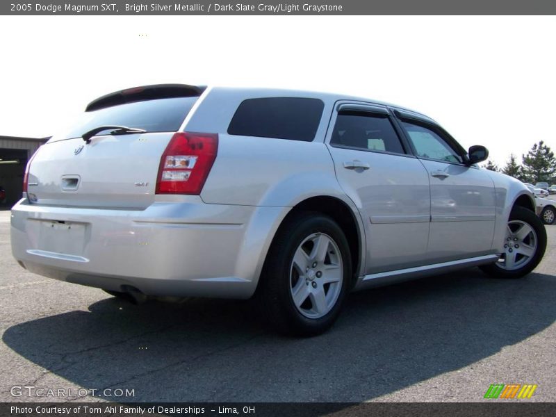 Bright Silver Metallic / Dark Slate Gray/Light Graystone 2005 Dodge Magnum SXT