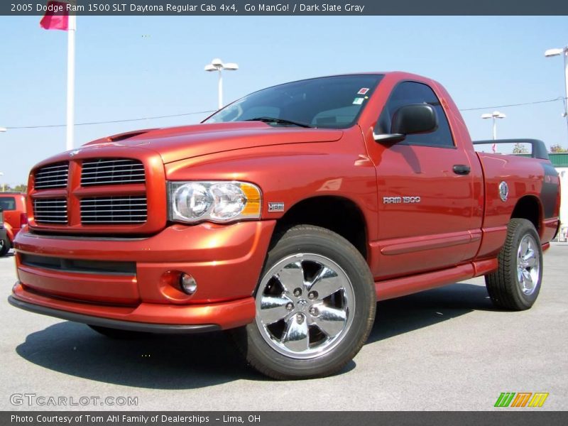 Go ManGo! / Dark Slate Gray 2005 Dodge Ram 1500 SLT Daytona Regular Cab 4x4