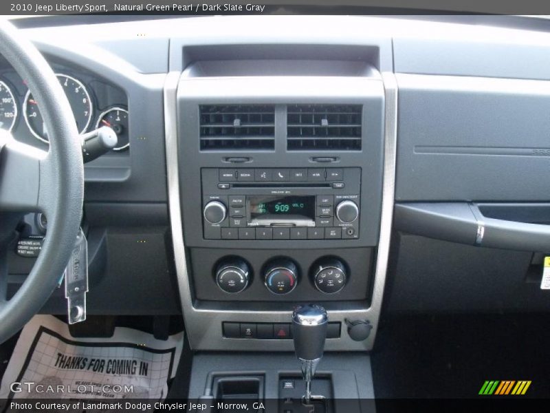 Natural Green Pearl / Dark Slate Gray 2010 Jeep Liberty Sport