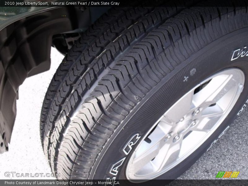 Natural Green Pearl / Dark Slate Gray 2010 Jeep Liberty Sport