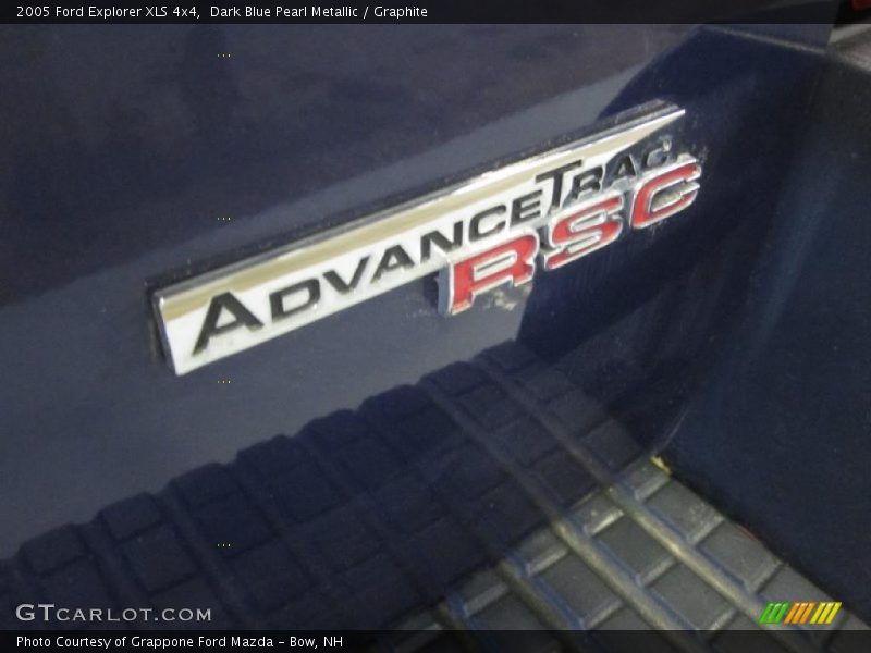 Dark Blue Pearl Metallic / Graphite 2005 Ford Explorer XLS 4x4
