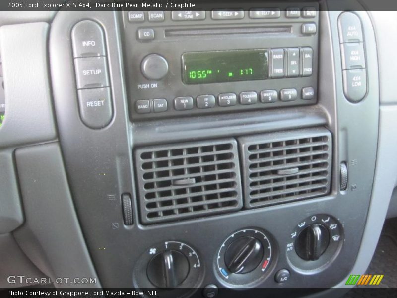 Dark Blue Pearl Metallic / Graphite 2005 Ford Explorer XLS 4x4