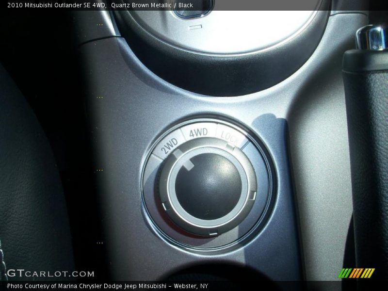 Quartz Brown Metallic / Black 2010 Mitsubishi Outlander SE 4WD