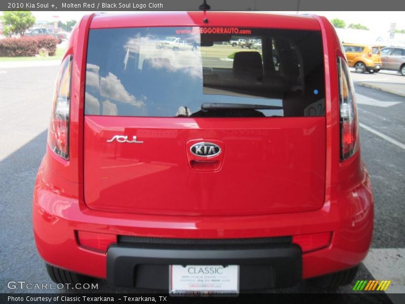 Molten Red / Black Soul Logo Cloth 2010 Kia Soul +
