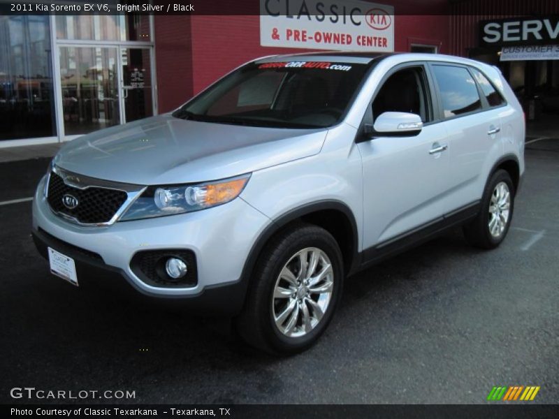 Bright Silver / Black 2011 Kia Sorento EX V6