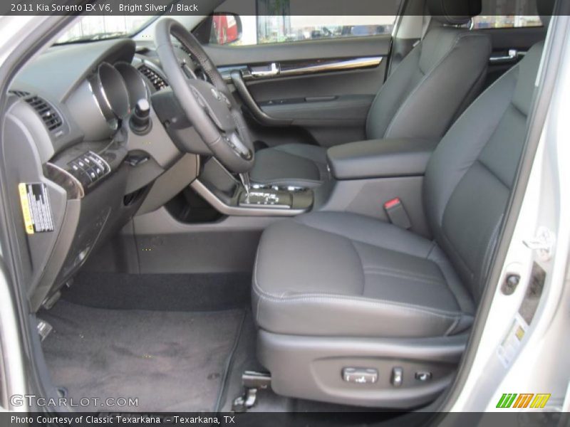 Bright Silver / Black 2011 Kia Sorento EX V6