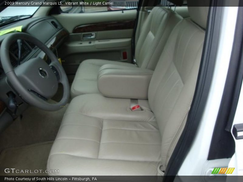 Vibrant White / Light Camel 2009 Mercury Grand Marquis LS