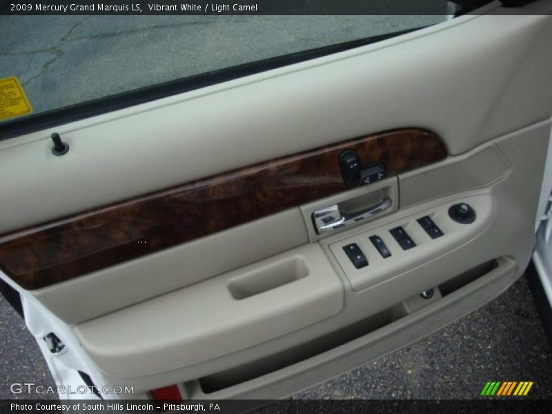 Vibrant White / Light Camel 2009 Mercury Grand Marquis LS