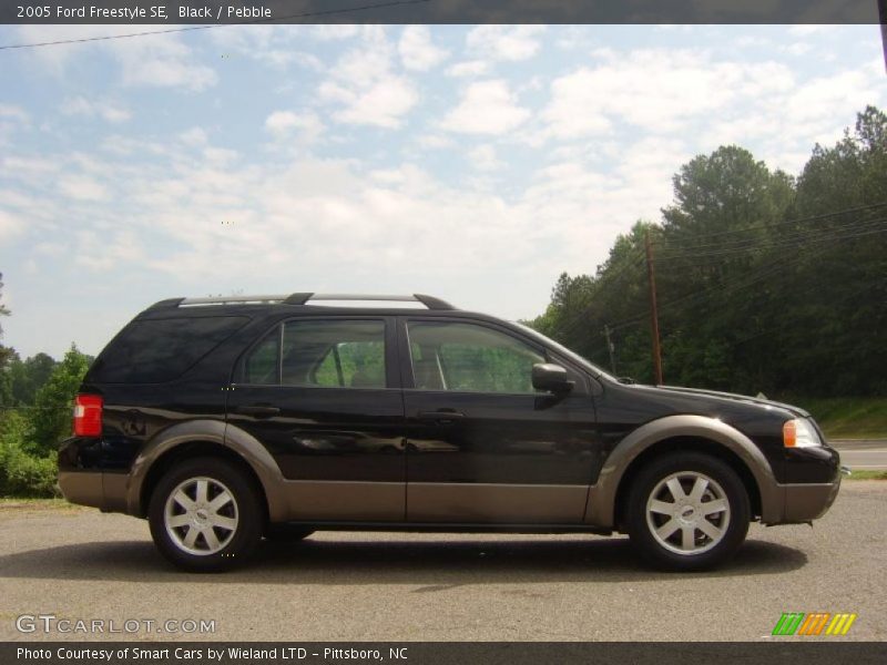 Black / Pebble 2005 Ford Freestyle SE