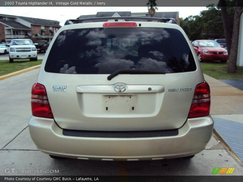 Vintage Gold Metallic / Ivory 2003 Toyota Highlander I4