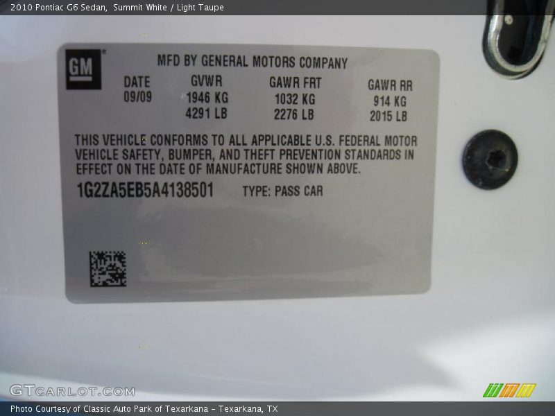 Summit White / Light Taupe 2010 Pontiac G6 Sedan